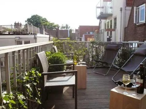 Petit Prince 0*, Amsterdam